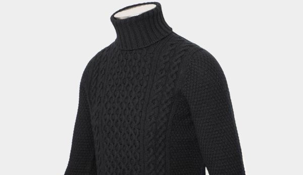 Drumohr Roll Neck Geelong 'Aran' Black